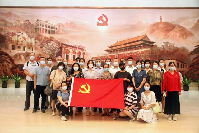 1128_183621_717.jpg 10.1.jpg