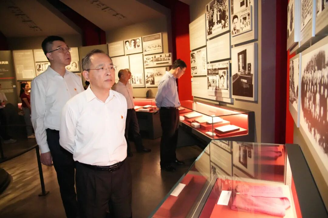 传承红色基因，汲取前行力量！市知识产权局赴上海淞沪抗战纪念馆参观学习