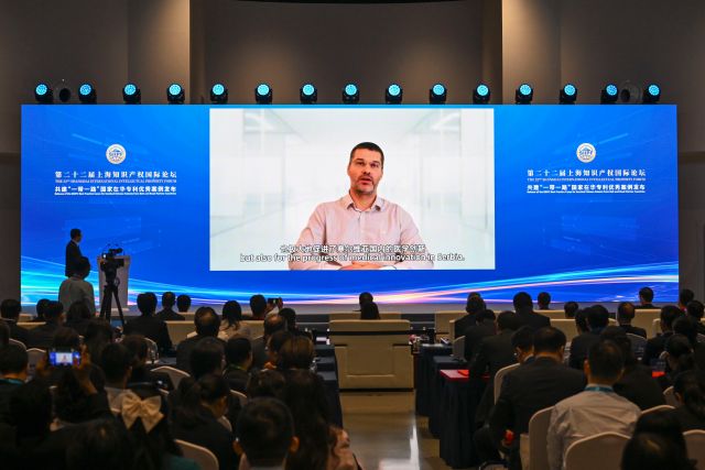 1020_132828_414.jpg 1020_132828_414.jpg