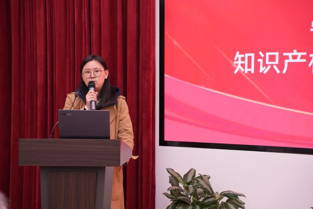 1106_131707_220.jpg 1106_131707_220.jpg