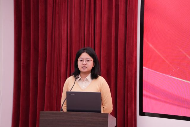 1106_131737_489.jpg 1106_131737_489.jpg